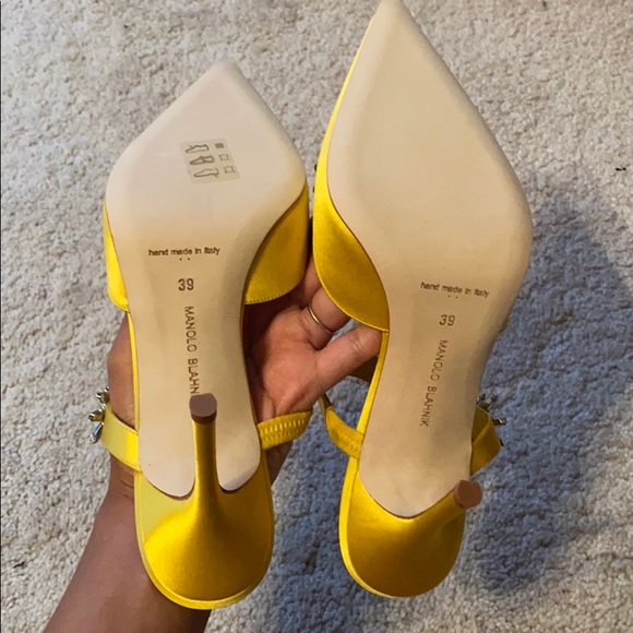 yellow manolo blahnik mules